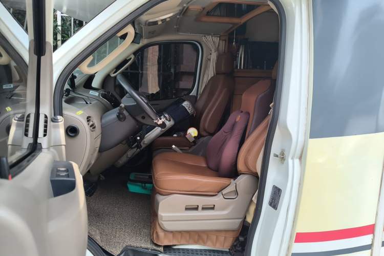 Used SAIC MAXUS V80 RV  Left Front Seat
