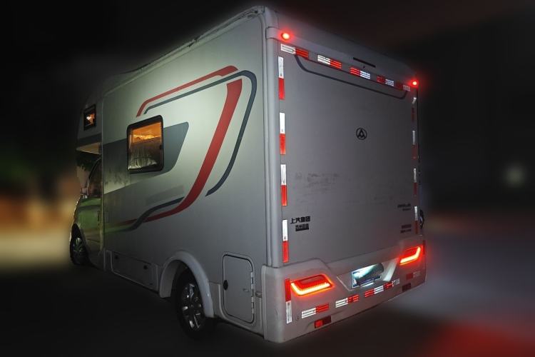 Used SAIC MAXUS V80 RV  Rear Left 45 Deg