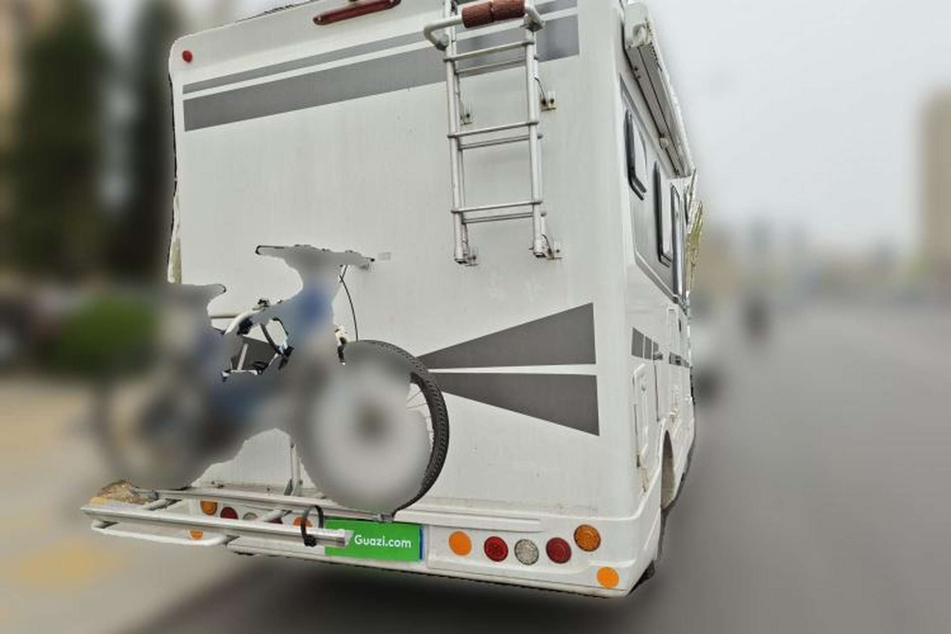 Used SAIC MAXUS V80 RV  Rear Right 45 Deg