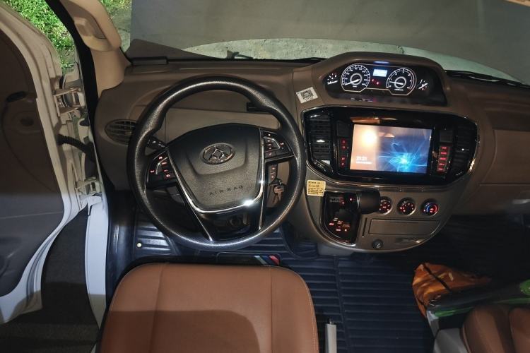 Used SAIC MAXUS V80 RV  Steering Wheel