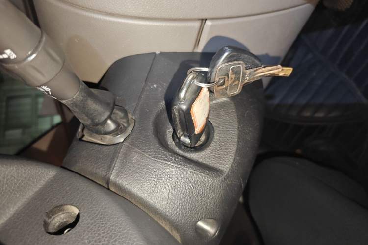 Used SAIC MAXUS V80 RV  Vehicle Key