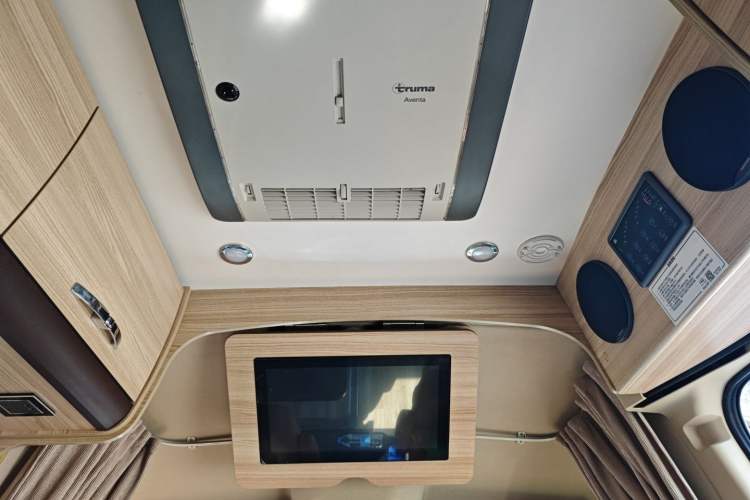 Used SAIC MAXUS V80 RV 2019 RV80 Class B RV with Long Wheelbase Headliner