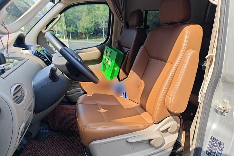 Used SAIC MAXUS V80 RV 2019 RV80 Class B RV with Long Wheelbase Left Front Seat