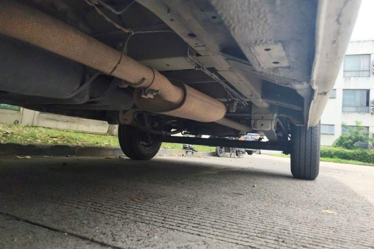 Used SAIC MAXUS V80 RV  Chassis Front Left