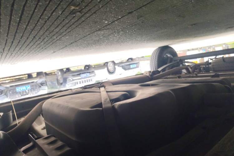 Used SAIC MAXUS V80 RV  Chassis Front Right