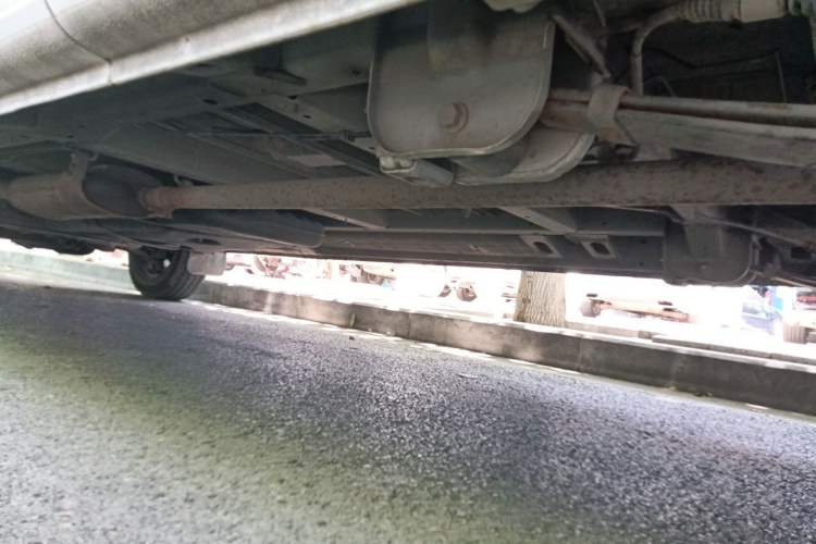 Used SAIC MAXUS V80 RV  Chassis Rear Left