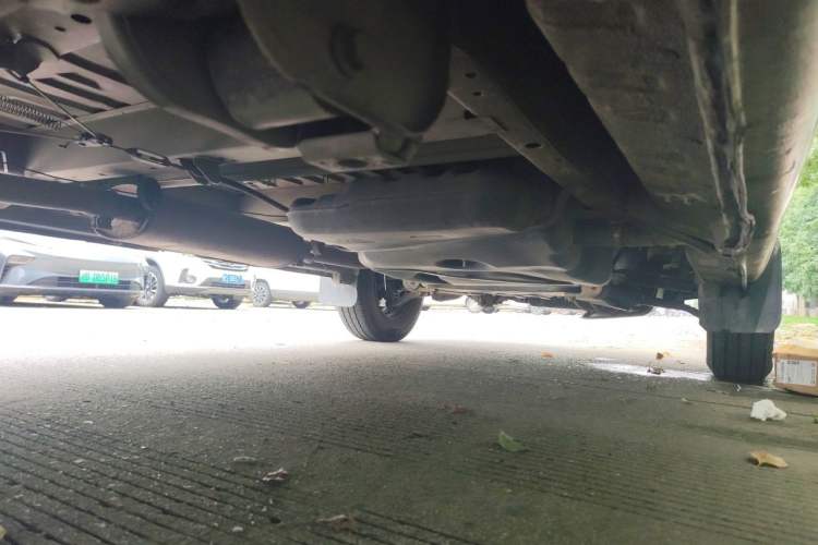 Used SAIC MAXUS V80 RV  Chassis Rear Right