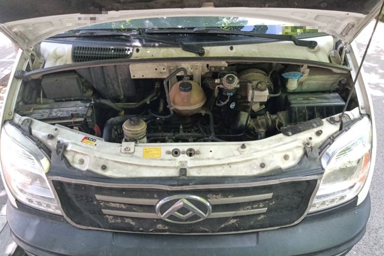 Used SAIC MAXUS V80 RV  Engine Bay