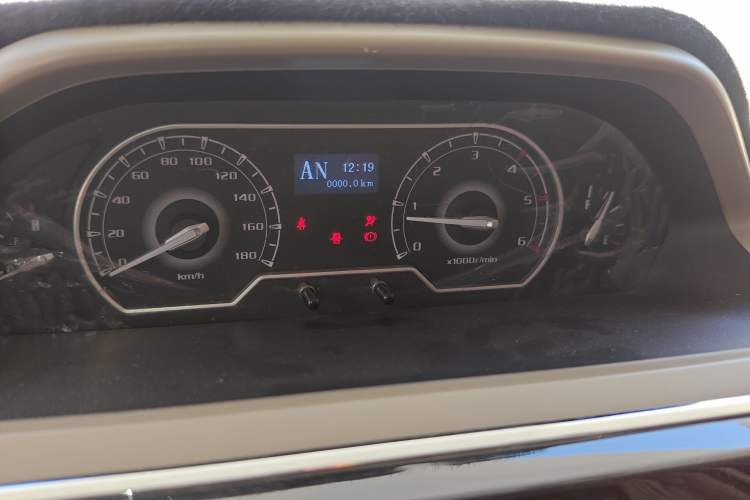 Used SAIC MAXUS V80 RV 2019 RV80 Type C Dynamic Model Instrument Cluster
