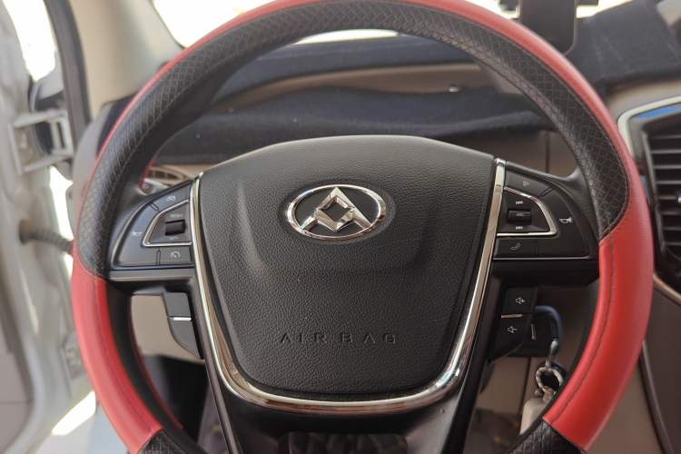 Used SAIC MAXUS V80 RV 2019 RV80 Type C Dynamic Model Steering Wheel