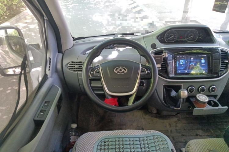 Used SAIC MAXUS V80 RV  Steering Wheel