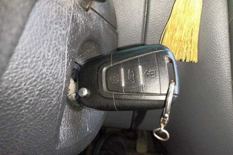 Used SAIC MAXUS V80 RV  Vehicle Key