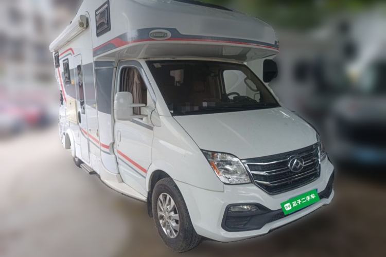 Used SAIC MAXUS V80 RV 2021 2.0T Lifehome V80 RV with a Transverse Bed Exterior 2