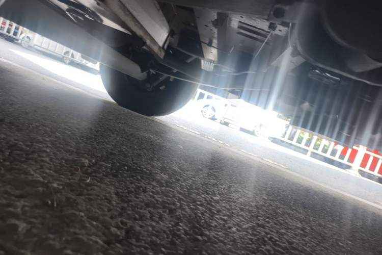 Used SAIC MAXUS V80 RV  Chassis Rear Right