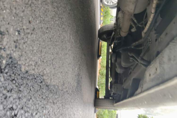 Used SAIC MAXUS V90 RV  Chassis Front Left