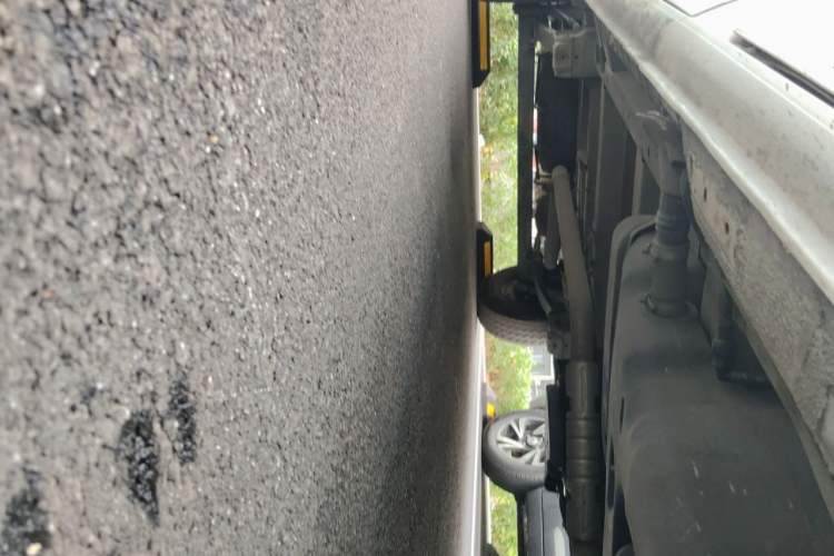 Used SAIC MAXUS V90 RV  Chassis Front Right