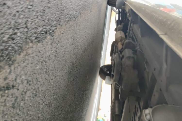 Used SAIC MAXUS V90 RV  Chassis Rear Left