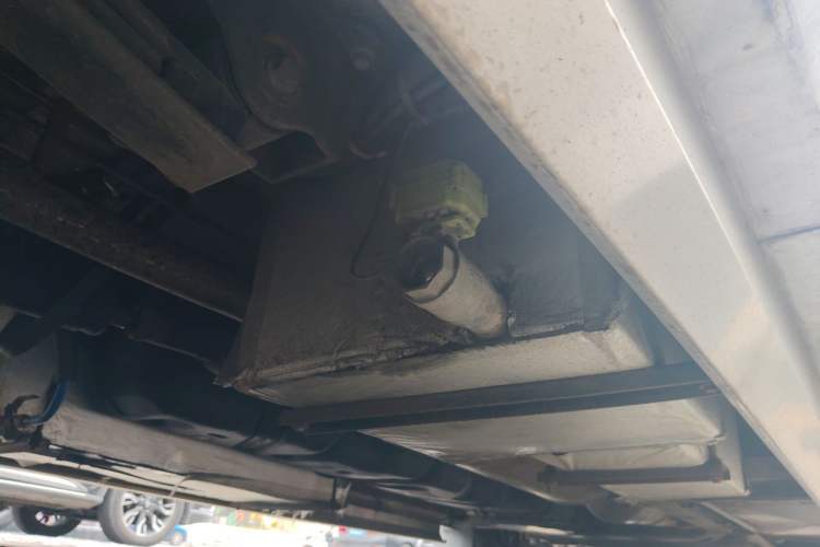 Used SAIC MAXUS V90 RV  Chassis Rear Right