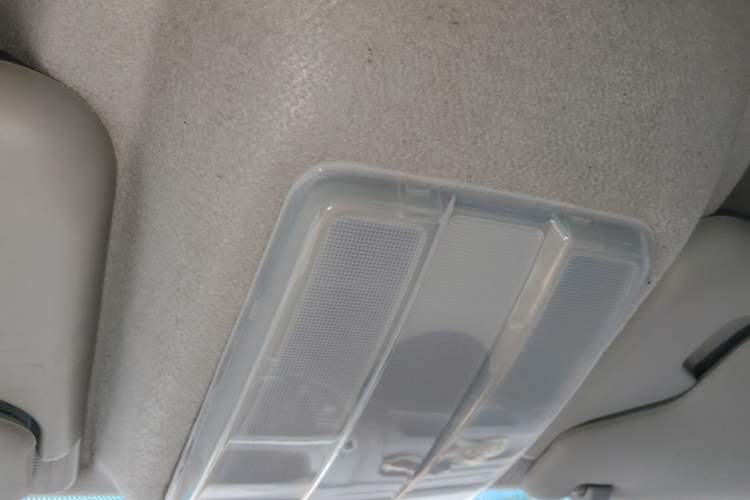 Used SAIC MAXUS V90 RV  Headliner