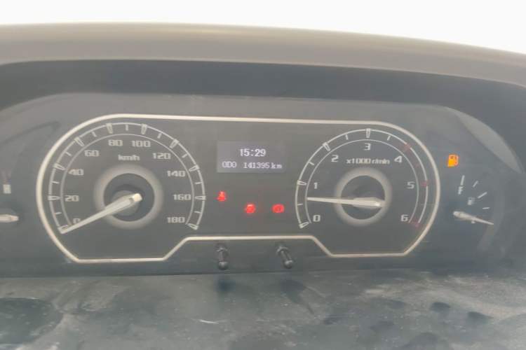 Used SAIC MAXUS V90 RV  Instrument Cluster