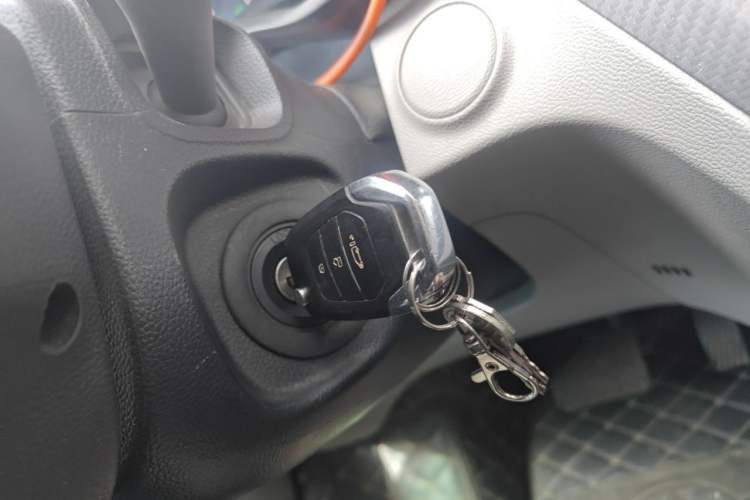 Used SAIC MAXUS V90 RV  Vehicle Key