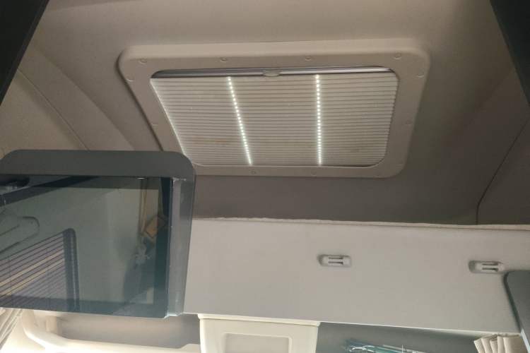 Used SAIC MAXUS V90 RV 2021 Lifestyle V90 Headliner