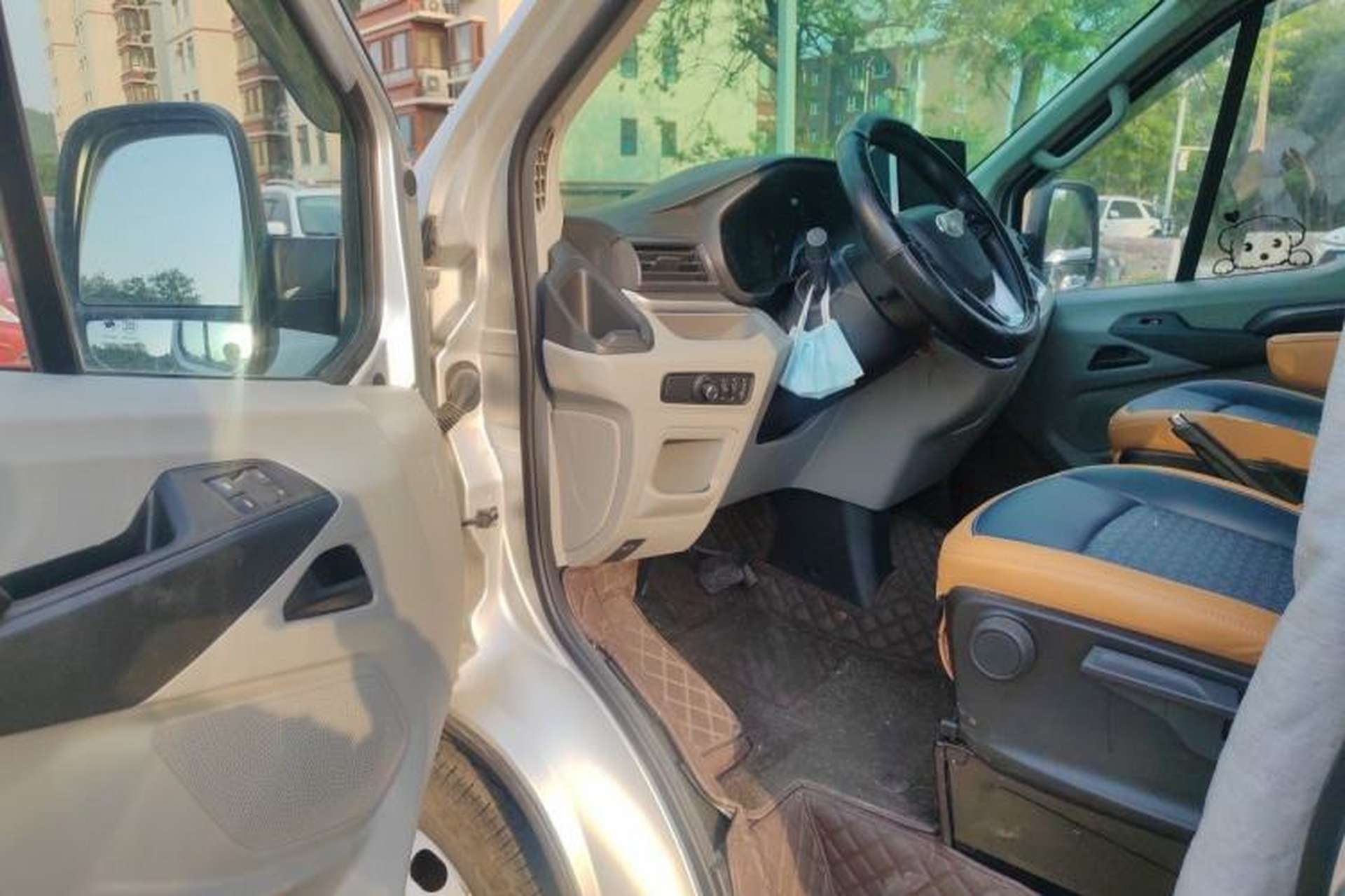Used SAIC MAXUS V90 RV  Driver Seat