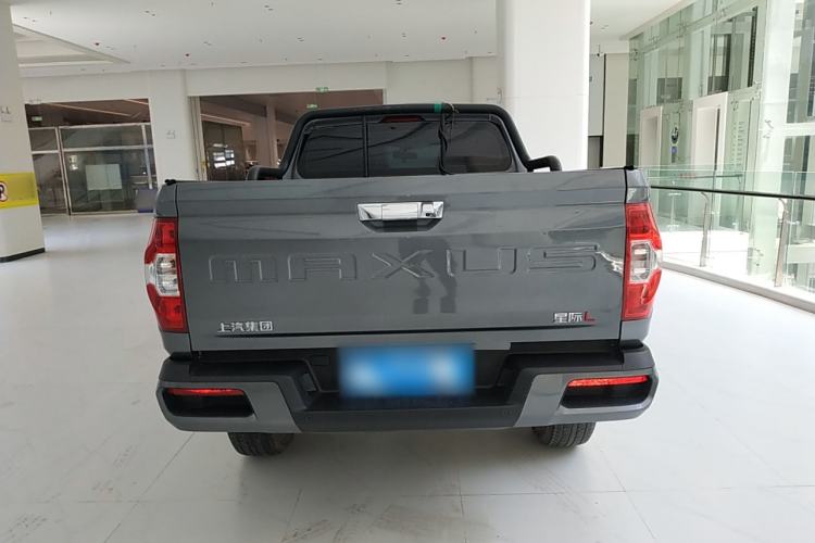 Used SAIC MAXUS Xingji 2023 Starry L 2.0T Diesel Manual 4x4 Elite Edition Long Bed Rear