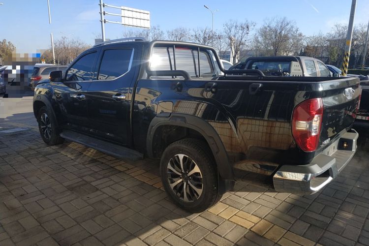 Used SAIC MAXUS Xingji 2023 Starry R 2.0T Automatic Diesel 2WD Luxury Edition Long-Box Model Exterior 3