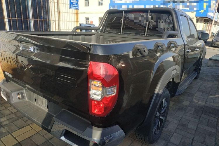 Used SAIC MAXUS Xingji 2023 Starry R 2.0T Automatic Diesel 2WD Luxury Edition Long-Box Model Exterior 5