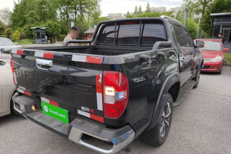 Used SAIC MAXUS Xingji 2023 Starry R 2.0T Automatic Gasoline 2WD Luxury Edition Standard Box Rear Right 45 Deg