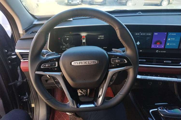 Used SAIC MAXUS Xingji 2023 Starry R 2.0T Automatic Diesel 2WD Luxury Edition Long-Box Model Steering Wheel