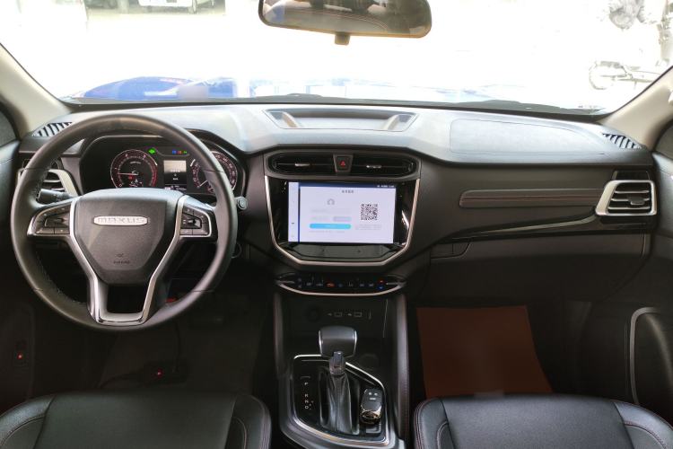 Used SAIC MAXUS Xingji 2023 Starry L 2.0T Diesel Automatic 2WD Elite Edition Long Bed Center Console