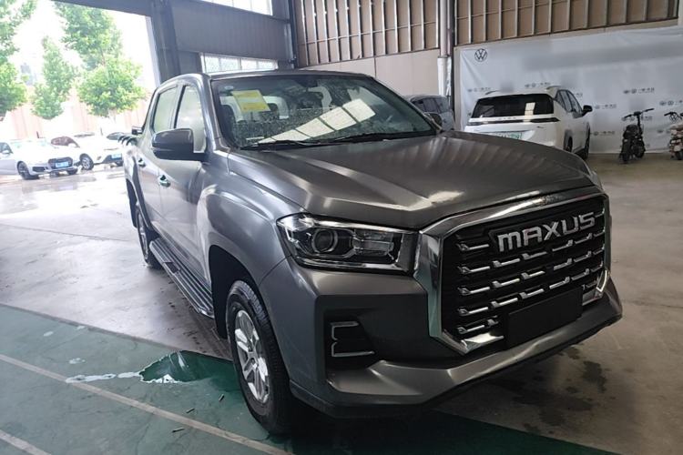 Used SAIC MAXUS Xingji 2023 Starry L 2.0T Diesel Automatic 2WD Elite Edition Standard Cab Front Right 45 Deg