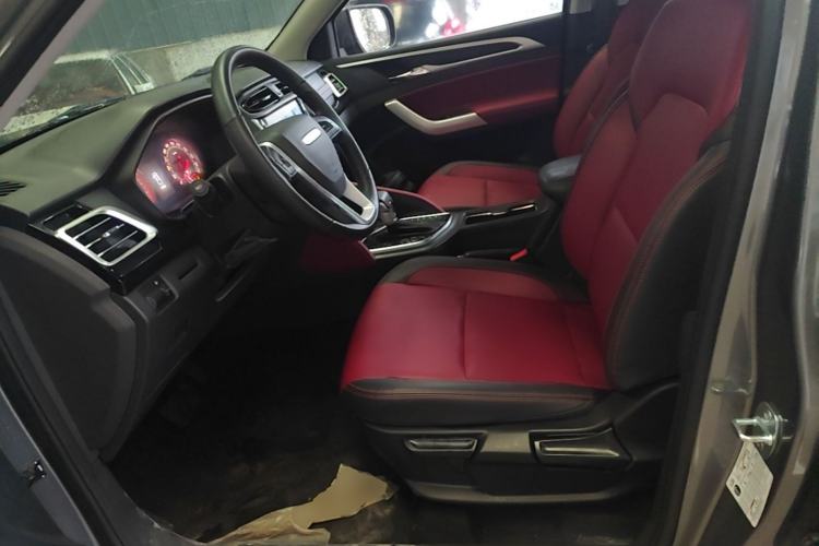 Used SAIC MAXUS Xingji 2023 Starry L 2.0T Diesel Automatic 2WD Elite Edition Standard Cab Left Front Seat