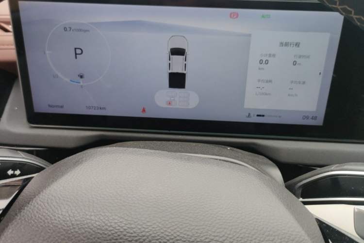 Used SAIC MAXUS Xingji 2023 Starry H 2.0T Automatic Diesel Dual-Turbo All-Wheel Drive Luxury Edition Long Wheelbase Odometer Close Up