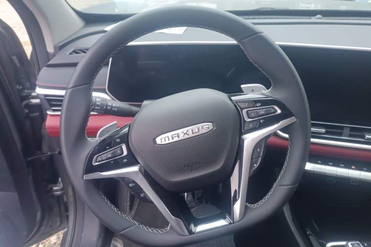 Used SAIC MAXUS Xingji 2023 Starry R 2.0T Automatic Diesel 2WD Luxury Edition Long-Box Model Steering Wheel