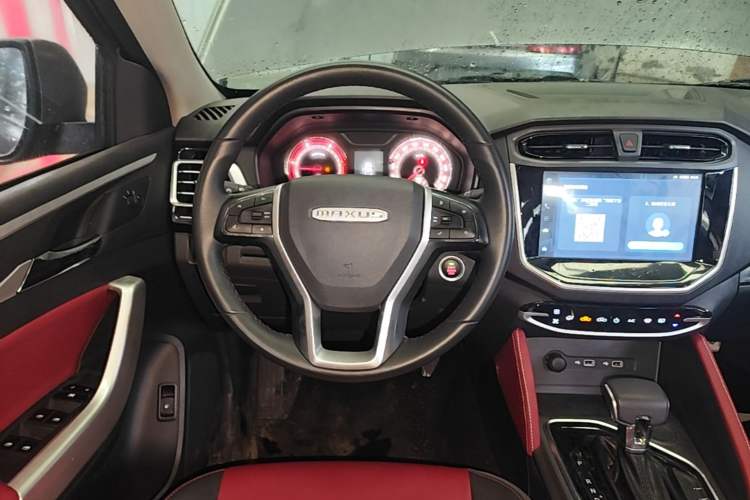 Used SAIC MAXUS Xingji 2023 Starry L 2.0T Diesel Automatic 2WD Elite Edition Standard Cab Steering Wheel