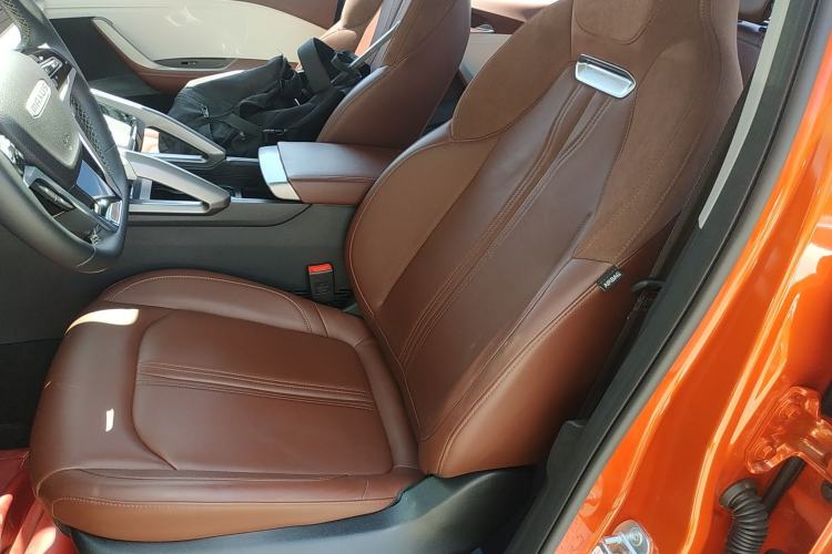 Used SAIC MAXUS Xingji 2023 Starry H 2.0T Automatic Diesel Dual-Turbo All-Wheel Drive Luxury Edition Long Wheelbase Left Front Seat