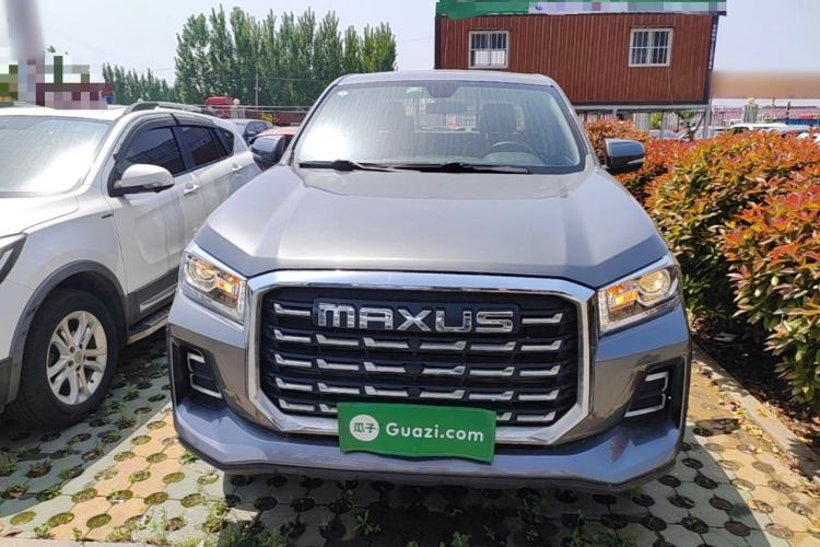 Used SAIC MAXUS Xingji 2023 Starry L 2.0T Diesel Manual Two-Wheel-Drive Elite Edition Flatbed Front
