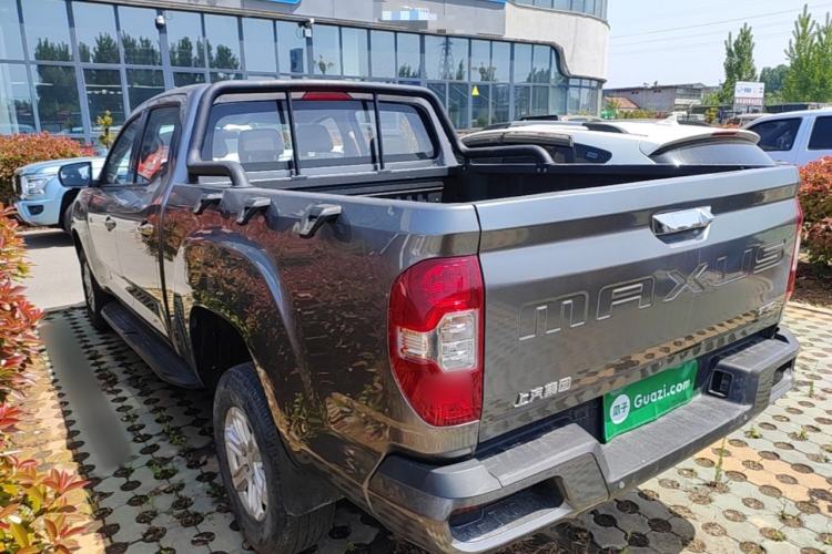 Used SAIC MAXUS Xingji 2023 Starry L 2.0T Diesel Manual Two-Wheel-Drive Elite Edition Flatbed Rear Left 45 Deg
