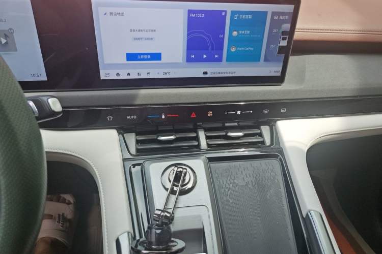Used SAIC MAXUS Xingji  Audio And AC Panel