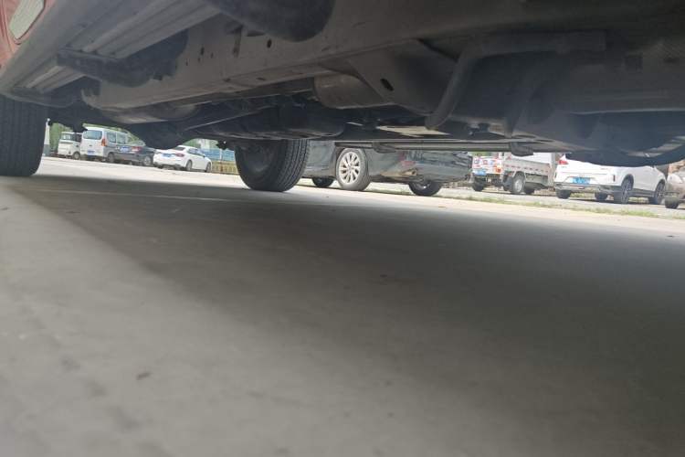 Used SAIC MAXUS Xingji  Chassis Front Right