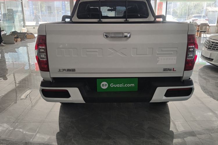 Used SAIC MAXUS Xingji 2023 Starry L 2.0T Diesel Automatic 2WD Elite Edition Long Bed Exterior 4