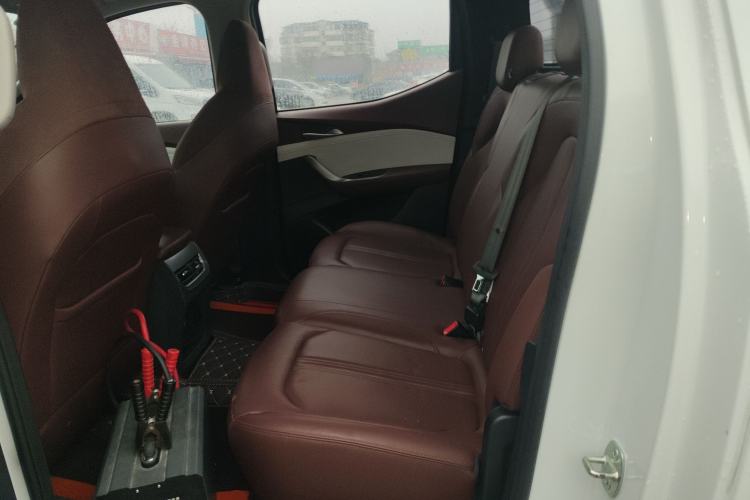 Used SAIC MAXUS Xingji 2023 Starry H 2.0T Automatic Diesel Dual-Turbo All-Wheel Drive Luxury Edition Long Wheelbase Left Rear Seat