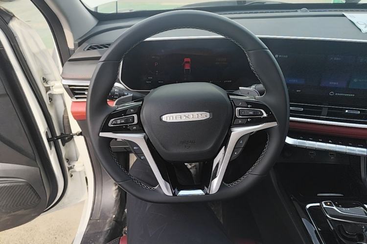 Used SAIC MAXUS Xingji 2023 Starry R 2.0T Automatic Diesel 2WD Luxury Edition Long-Box Model Steering Wheel