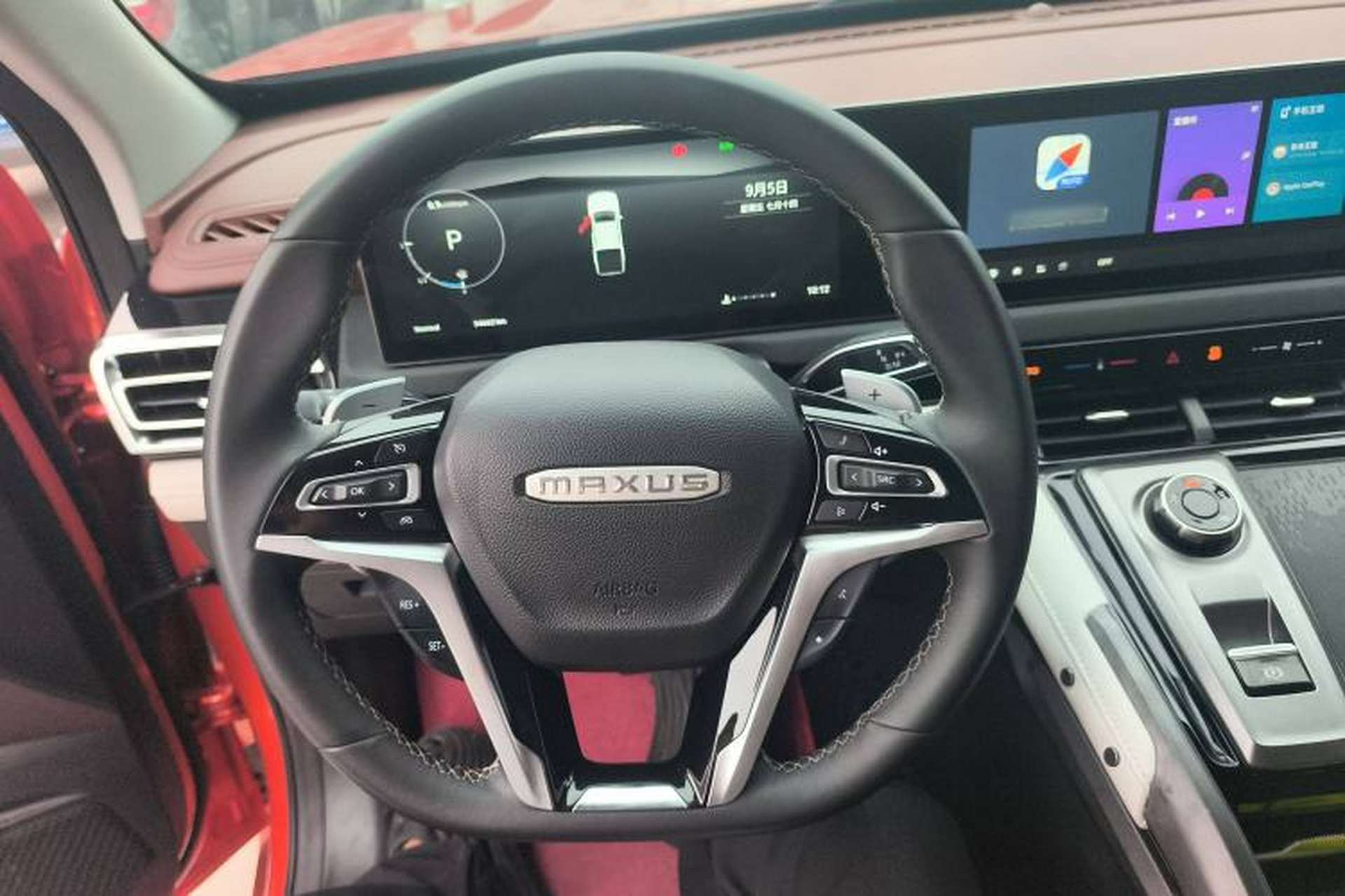 Used SAIC MAXUS Xingji 2023 Starry H 2.0T Automatic Diesel Dual-Turbo All-Wheel Drive Luxury Edition Standard Wheelbase Steering Wheel