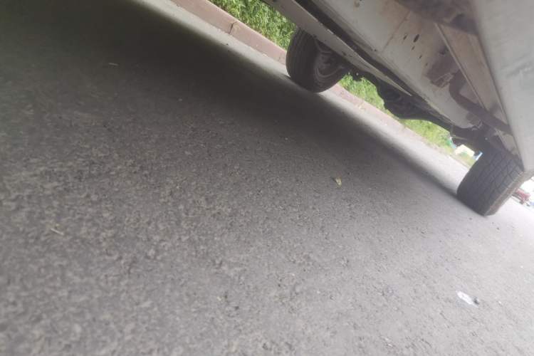 Used SAIC MAXUS Xingji  Chassis Front Left