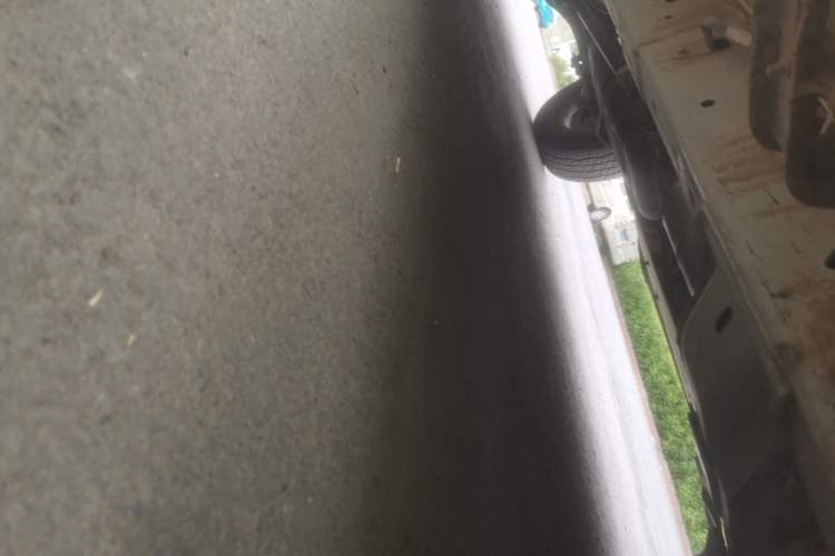 Used SAIC MAXUS Xingji  Chassis Front Right