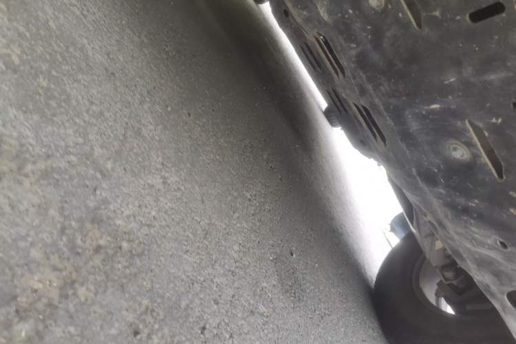 Used SAIC MAXUS Xingji  Chassis Front